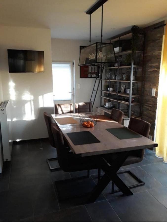 Gite Du Grand Parc 6 Personnes Le Boupere Luaran gambar